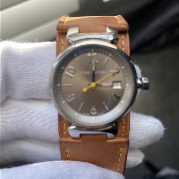 Louis Vuitton Tambour Quartz - Picture 6 of 8